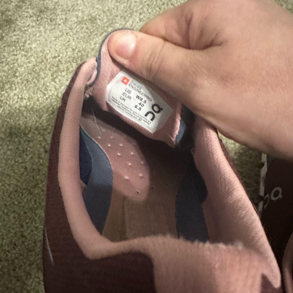 On Running Women's Sneakers in Burgundy and Navy - Picture 13 of 13